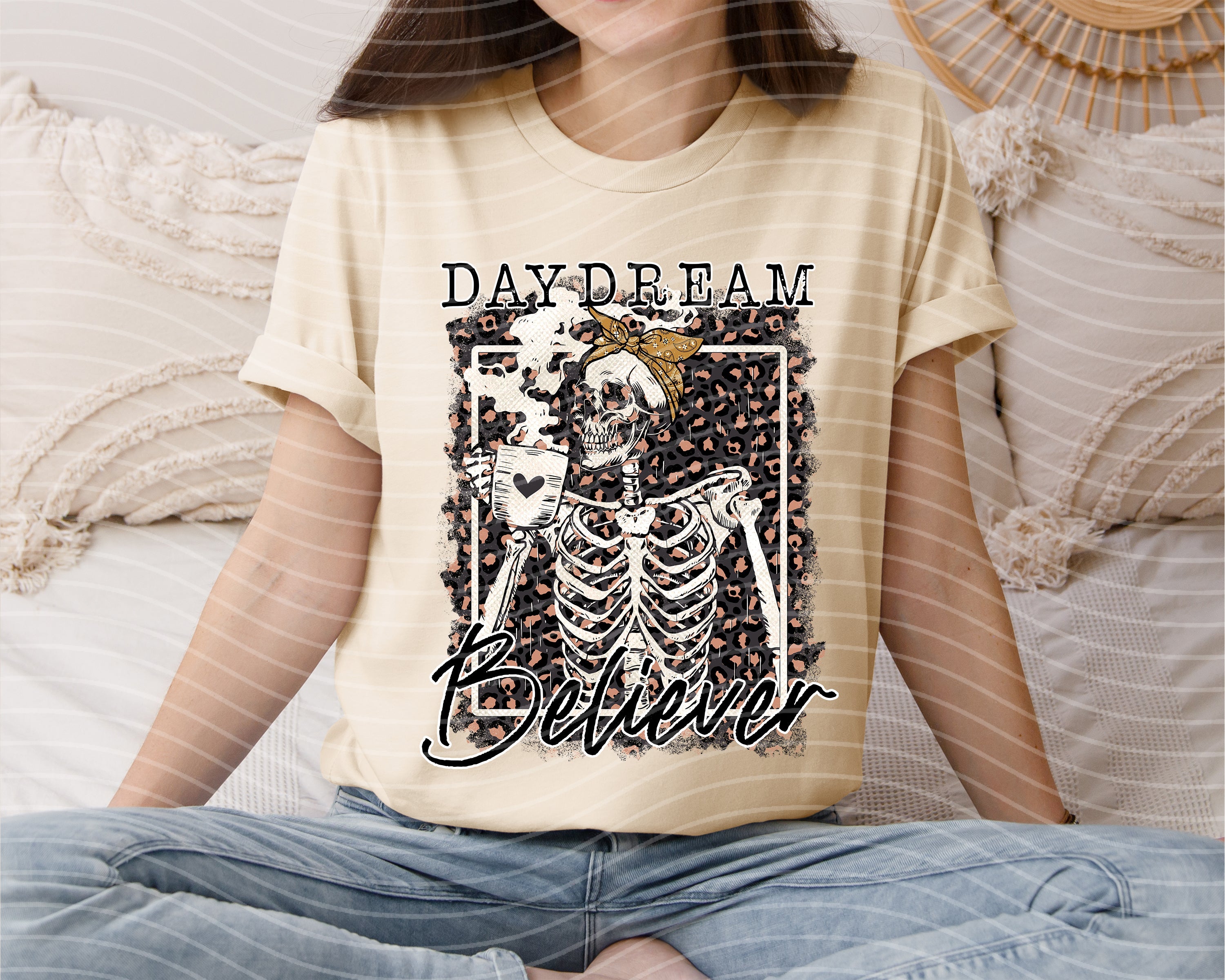 Daydream Believer Graphic Tee
