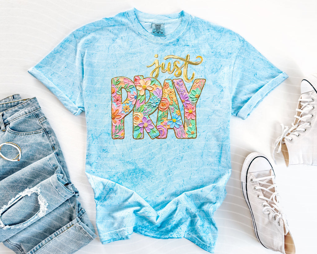 Just Pray Graphic Tee